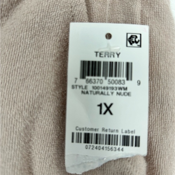 NWT BAR III Women's Ruffled Terry Cloth Shorts Tan Naturally Nude 1x​ - Picture 3 of 8